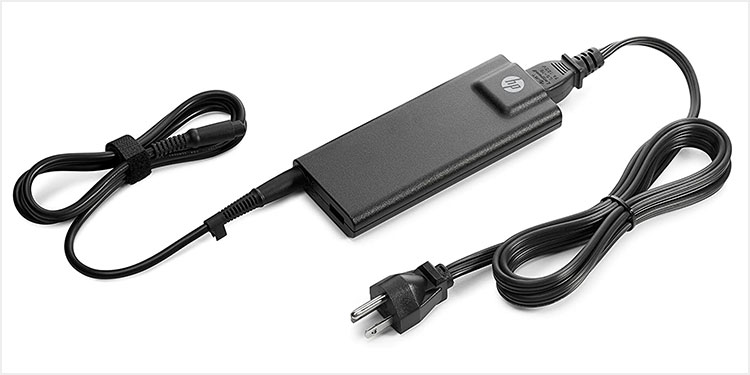 HP Laptop Won't Turn on? Here's How to Fix It 1 power-adapter